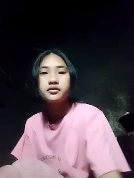 Snapshot of Hoa-tuylip chatting on 02/05/26, 10:47 Hoa-tuylip online show from 02/05/26, 10:47