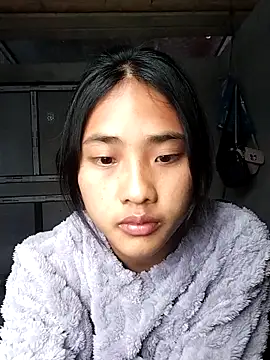 Snapshot of Hoa-tuylip chatting on 02/18/26, 05:36 Hoa-tuylip online show from 02/18/26, 05:36