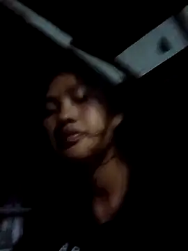 Snapshot of Hoa-tuylip chatting on 02/28/26, 12:17 Hoa-tuylip online show from 02/28/26, 12:17