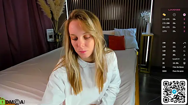 Snapshot of Tesssa_Young chatting on 03/04/26, 12:49 Tesssa Young online show from 03/04/26, 12:49