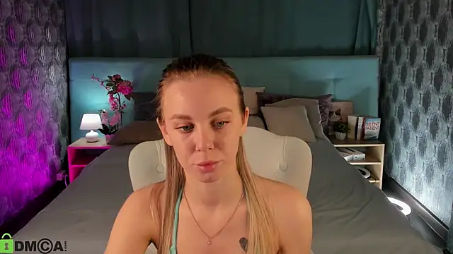 Tesssa Young online show from 04/04/26, 12:31