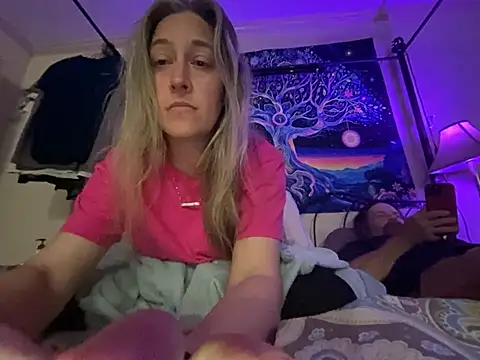 Sunflower0025 online show from 05/06/26, 11:10