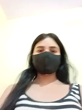 Mahira-- online show from 07/14/26, 04:28