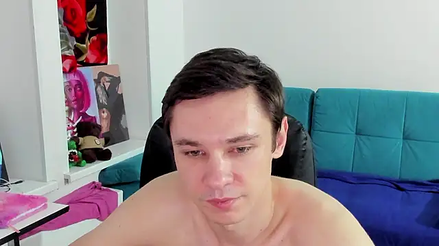 Snapshot of Alexmansuper chatting on 02/20/26, 01:02 Alexmansuper online show from 02/20/26, 01:02