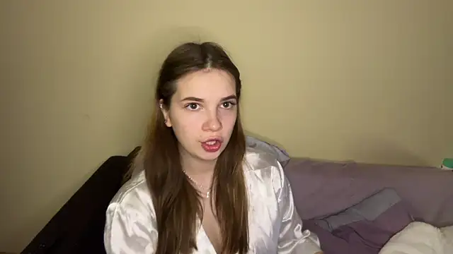 SoftIris  online show from 02/18/26, 05:42