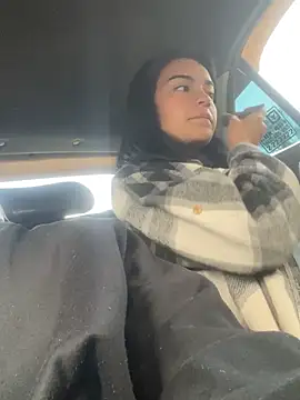 bliinkii and luka  online show from 02/14/26, 12:35