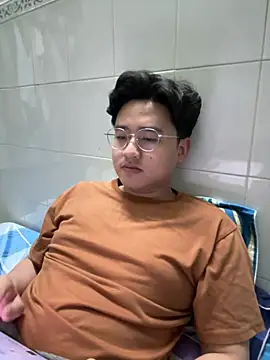 Snapshot of Kami_Kazo chatting on 02/11/26, 04:56 Kami Kazo online show from 02/11/26, 04:56