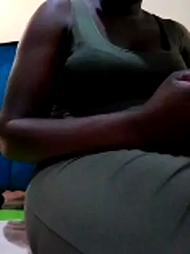 Snapshot of Charodine chatting on 03/21/26, 06:29 Charodine online show from 03/21/26, 06:29