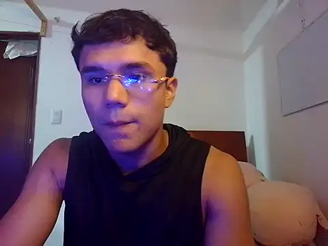 CreamKingg online show from 04/17/26, 12:35