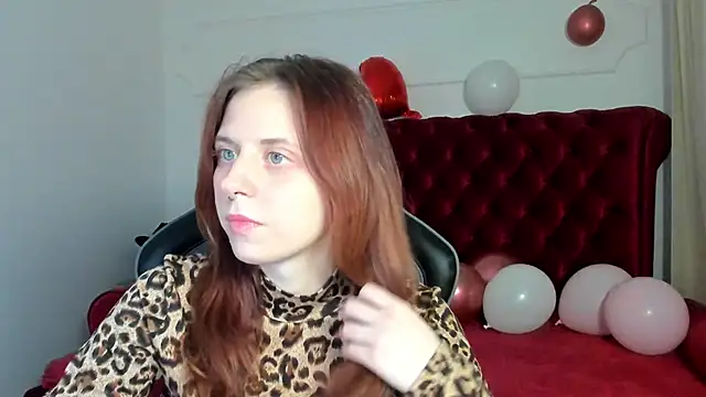 Snapshot of FreyaVey chatting on 02/19/26, 05:25 FreyaVey online show from 02/19/26, 05:25