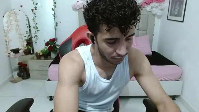 Caius fox online show from 04/18/26, 11:36