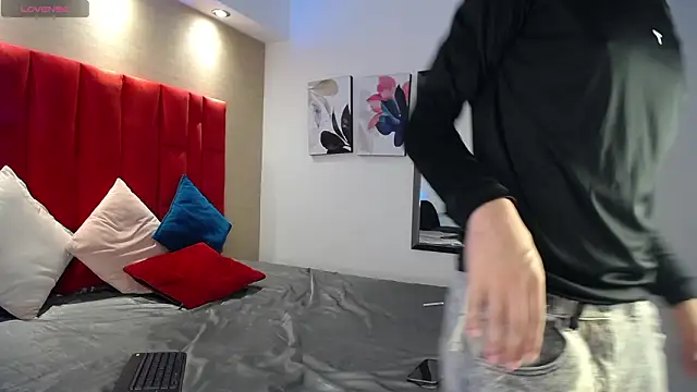 Dominik Souza online show from 03/15/26, 05:19