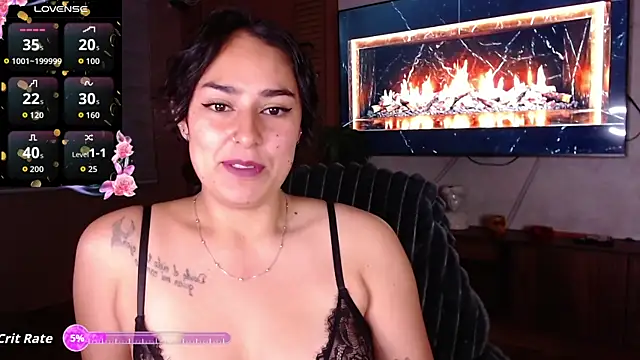 Snapshot of Iris_colette chatting on 04/17/26, 01:08 Iris colette online show from 04/17/26, 01:08