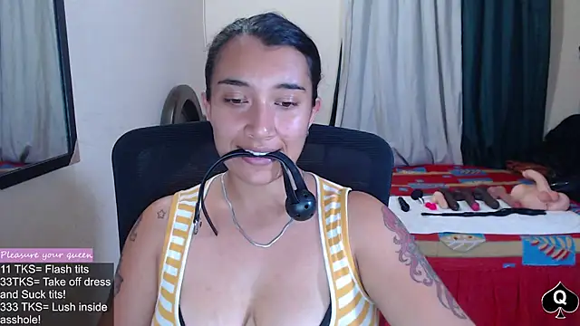 Robin H00t 2 online show from 05/27/26, 01:57