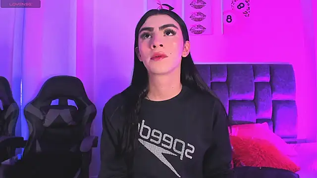 Isabella Moon9 online show from 04/19/26, 12:37