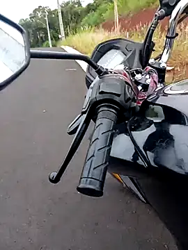 Snapshot of negrim10 chatting on 02/25/26, 12:37 negrim10 online show from 02/25/26, 12:37