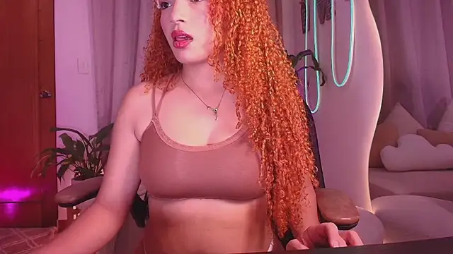 Snapshot of _lindapynk_ chatting on 02/13/26, 08:49 lindapynk online show from 02/13/26, 08:49