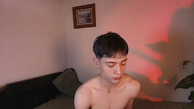 Snapshot of slowburnmystic chatting on 06/21/26, 10:12 slowburnmystic online show from 06/21/26, 10:12