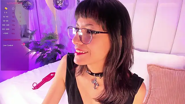 Snapshot of ViolettaColinss chatting on 02/27/26, 11:54 ViolettaColinss online show from 02/27/26, 11:54