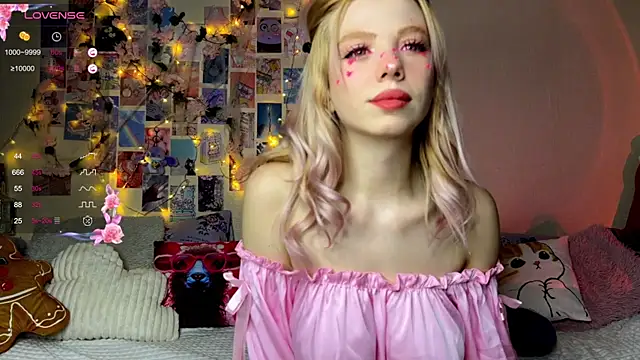 Akari-moon online show from 02/14/26, 04:04