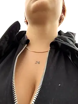 Snapshot of katty_42 chatting on 02/20/26, 09:37 katty 42 online show from 02/20/26, 09:37