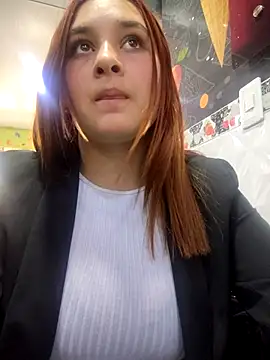 Snapshot of katty_42 chatting on 03/03/26, 09:42 katty 42 online show from 03/03/26, 09:42