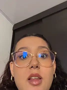 kittysophie  online show from 02/01/26, 11:03