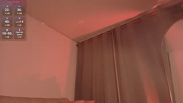 kittysophie  online show from 03/25/26, 12:05