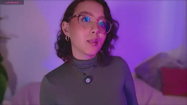 kittysophie  online show from 04/16/26, 09:39