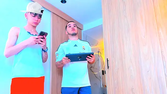 TheBatMansion online show from 02/07/26, 06:22