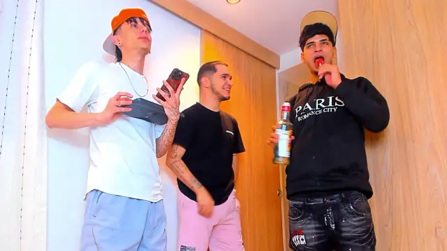 TheBatMansion online show from 02/11/26, 04:28