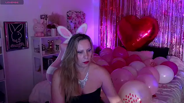 Snapshot of ArchangelTheFrancaise chatting on 02/14/26, 09:33 ArchangelTheFrancaise online show from 02/14/26, 09:33