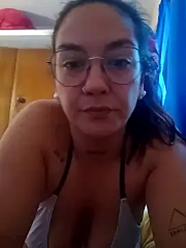 kuramaqueen online show from 02/05/26, 10:20