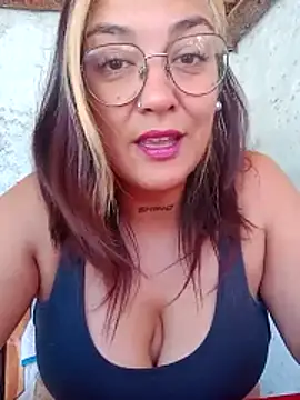 kuramaqueen online show from 03/17/26, 04:21