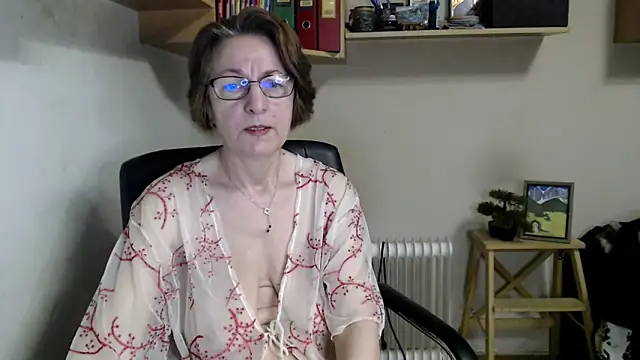 katemodel online show from 05/22/26, 07:15