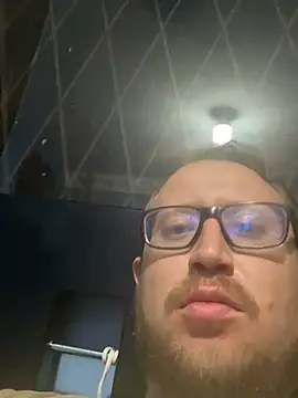 Ecuhot8976 online show from 04/22/26, 02:58