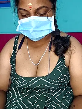 Snapshot of TamilSembaruthi143 chatting on 02/27/26, 09:15 TamilSembaruthi143 online show from 02/27/26, 09:15