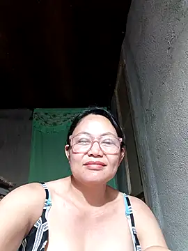 Snapshot of hotpinay_45 chatting on 02/22/26, 08:24 hotpinay 45 online show from 02/22/26, 08:24