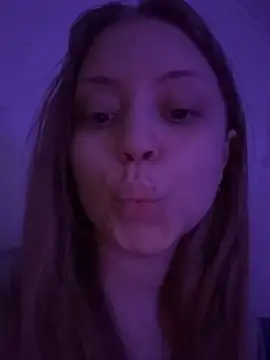 Snapshot of MollyHilton chatting on 03/01/26, 03:36 MollyHilton online show from 03/01/26, 03:36