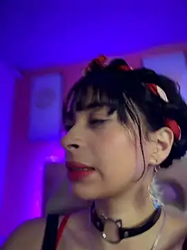 Snapshot of Sasha-18 chatting on 02/23/26, 02:03 Sasha-18 online show from 02/23/26, 02:03