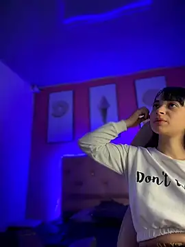 Snapshot of Sasha-18 chatting on 02/27/26, 12:38 Sasha-18 online show from 02/27/26, 12:38