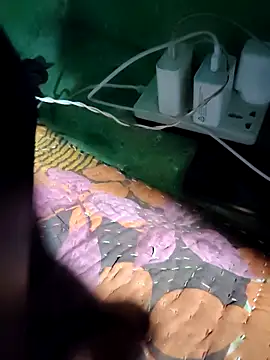 Snapshot of Chanchal_pande chatting on 03/22/26, 04:32 Chanchal pande online show from 03/22/26, 04:32