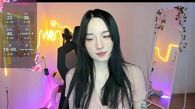 AliceeinWonderlanddd online show from 03/28/26, 03:06