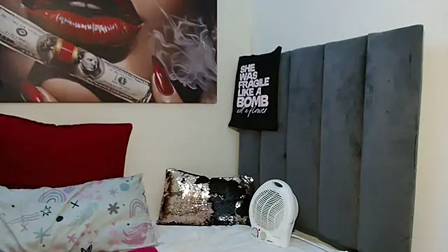 Moreish-06 online show from 03/09/26, 04:55