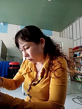 Snapshot of Ana-love2026 chatting on 02/16/26, 01:02 Ana-love2026 online show from 02/16/26, 01:02