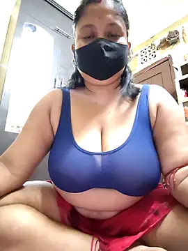 Curvy Trisha online show from 04/20/26, 07:26