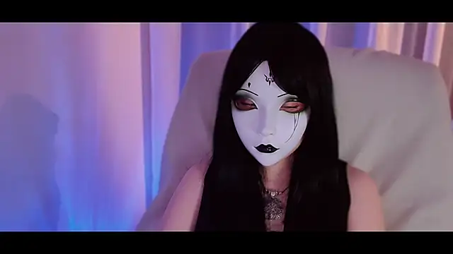 NoirLiliyaa online show from 02/08/26, 08:34