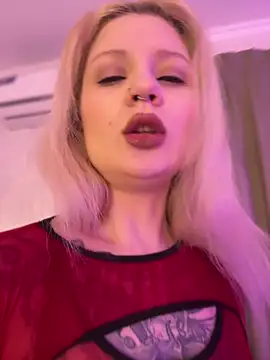 BlondeDoll  online show from 03/05/26, 05:14