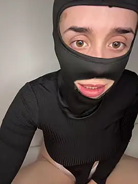 Snapshot of Mishelxxx2 chatting on 02/05/26, 07:57 Mishelxxx2 online show from 02/05/26, 07:57