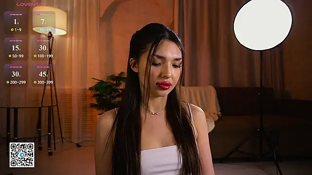 Candylolly    online show from 03/06/26, 04:03